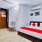Couple Friendly Hotel In Hauz Khas