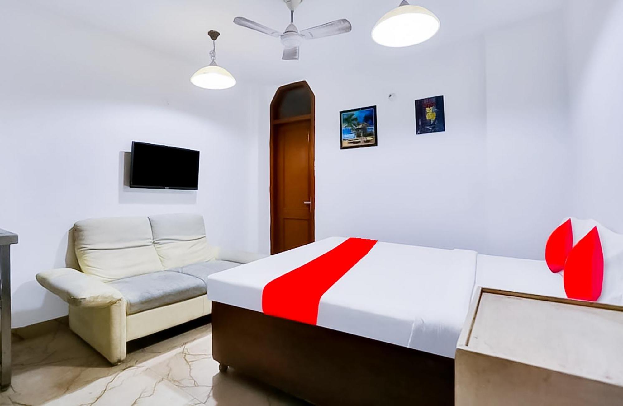 Couette-café Couple Friendly In Hauz Khas New Delhi